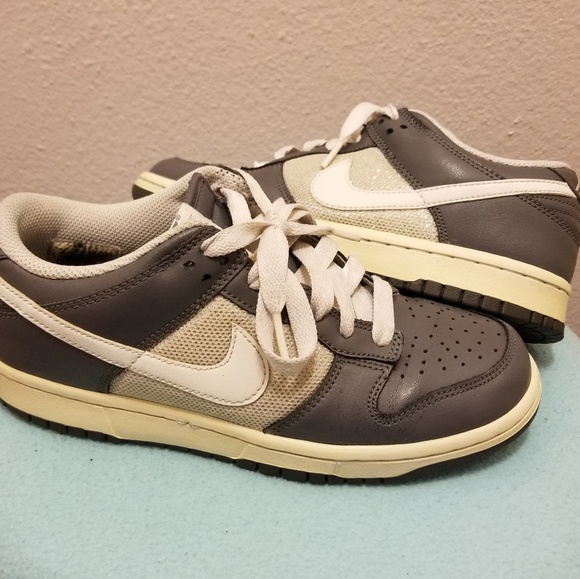 Nike Shoes - Nike Women's low dunks size 7.5 gray/white/glitter Nike Shoes - Nike Women's low dunks size 7.5 gray/white/glitter